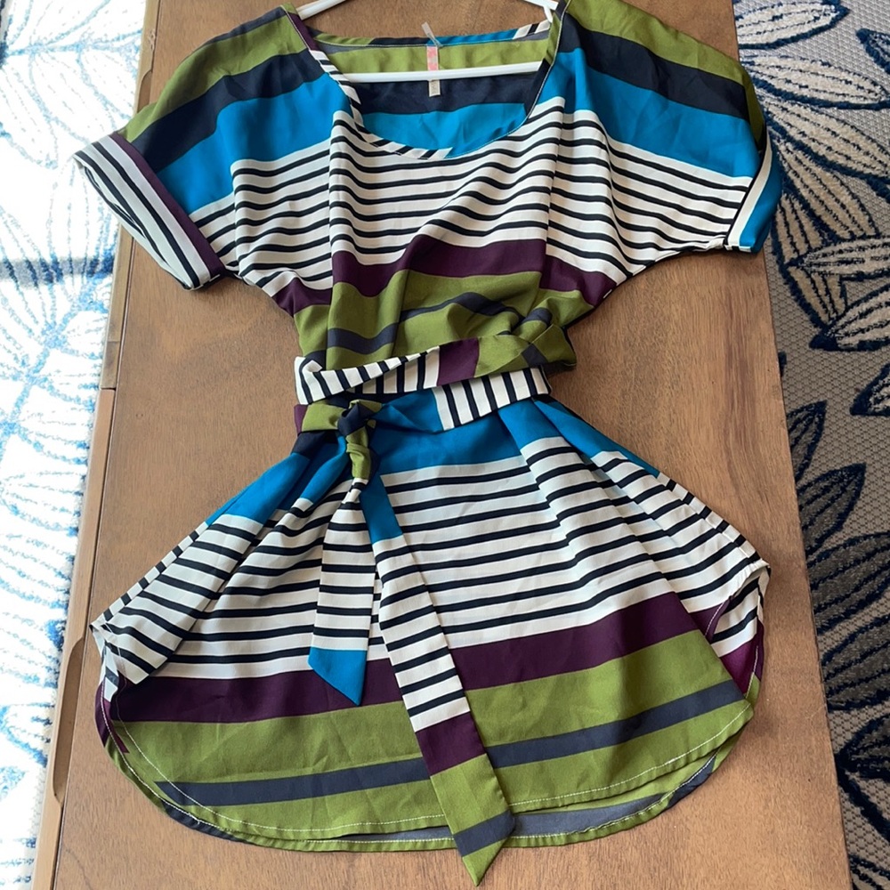 Beautiful Striped Tunic with Vibrant Fall Colors